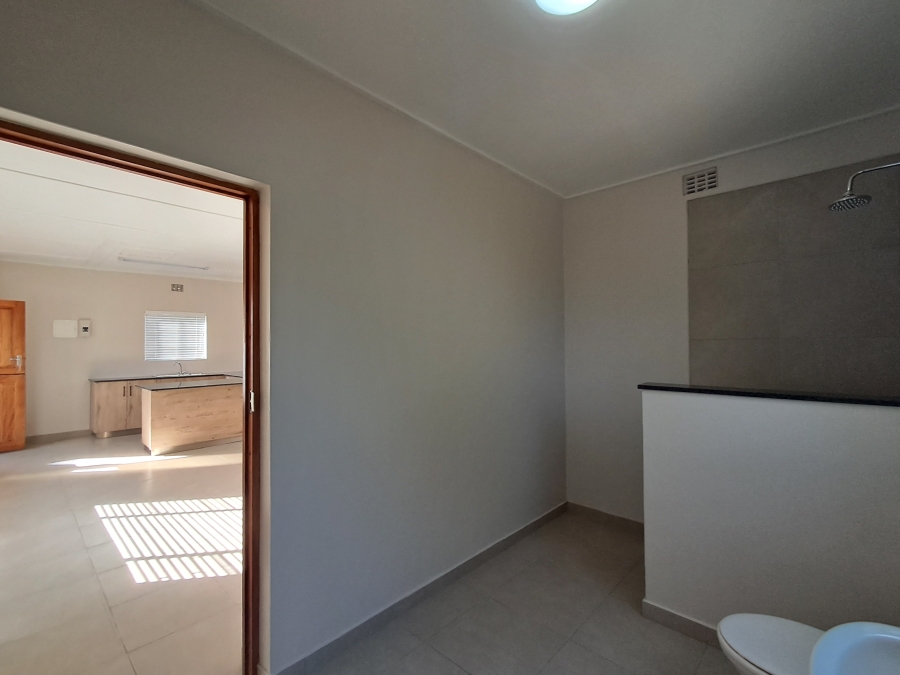 To Let 1 Bedroom Property for Rent in Humansdorp Eastern Cape